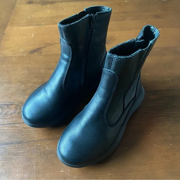 Kybun Switzerland Daegu Black Leather Zip Comfort Bootie Size 34 1/3 EU 4.5 US